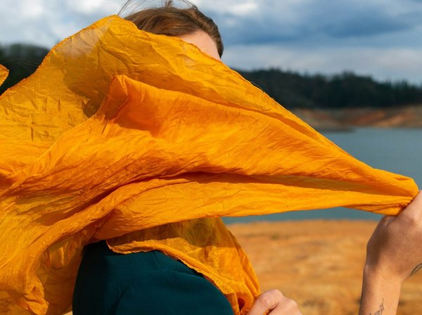 How to Style a Silk Scarf with a Corporate Suit for a Business Meeting in London?
